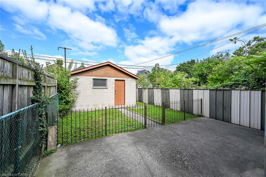 15 Kinrade Avenue Property Photo 31