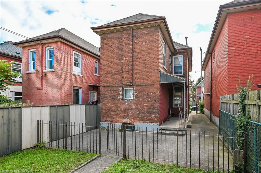 15 Kinrade Avenue Property Photo 33