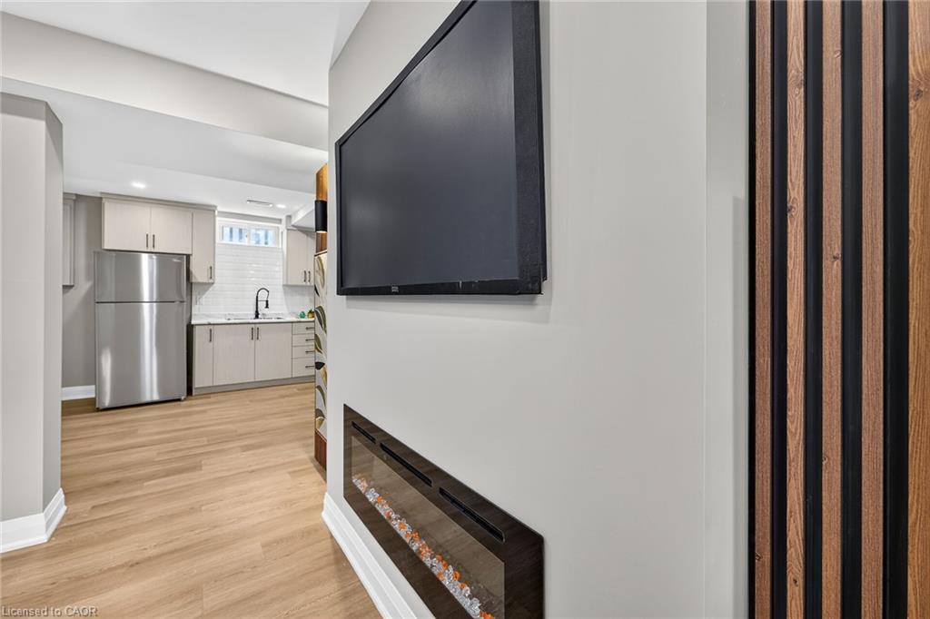 150 Howard Avenue Property Photo 28