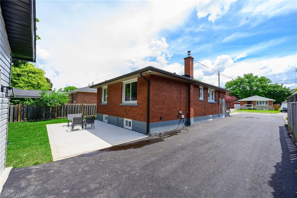150 Howard Avenue Property Photo 43