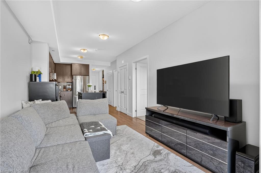 205-461 Green Road Property Photo 16