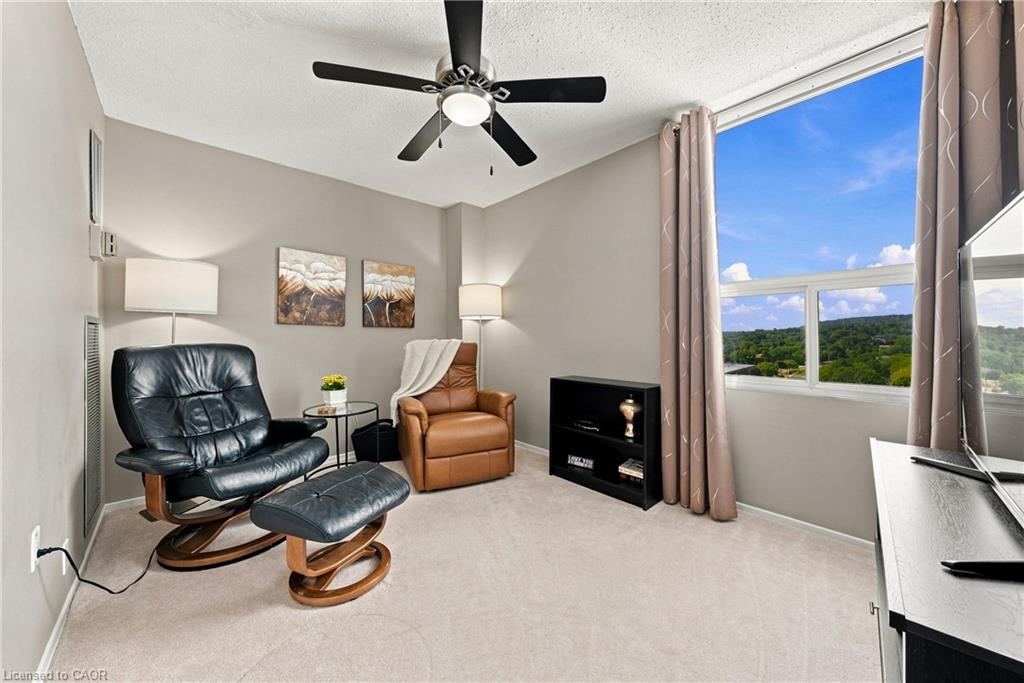 1507-2055 Upper Middle Road Property Photo 8