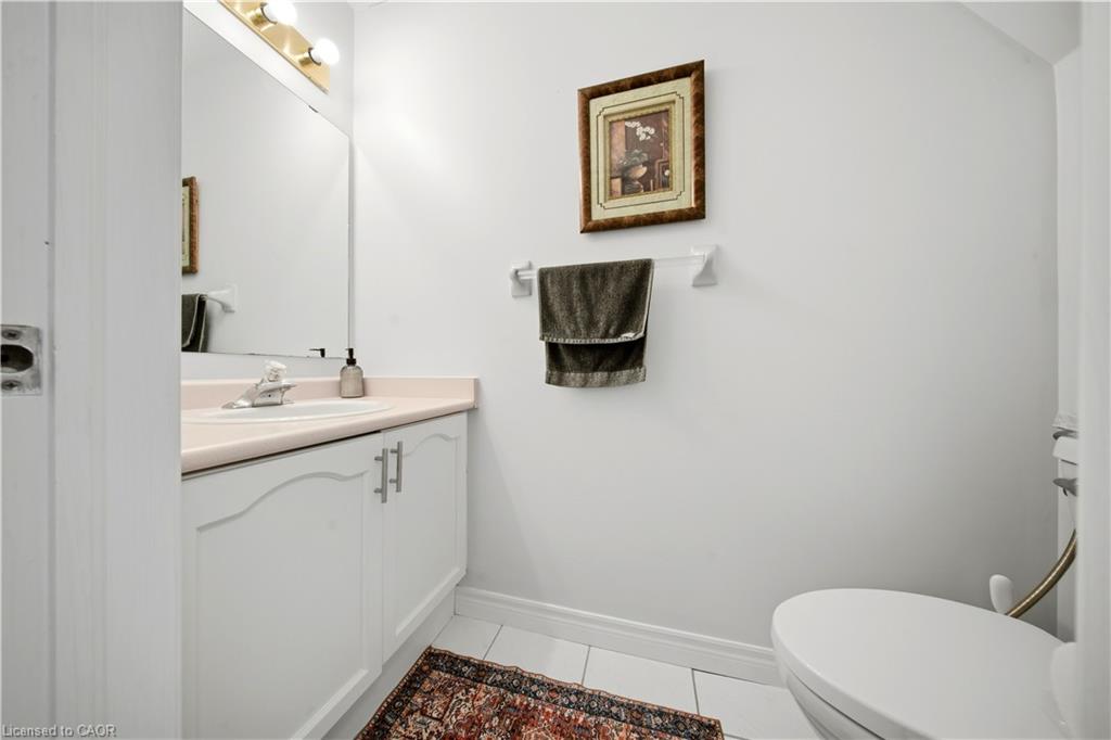 16-384 Limeridge Road E Property Photo 8