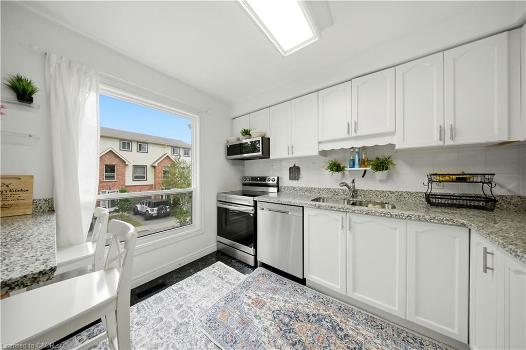 16-384 Limeridge Road E Property Photo 20