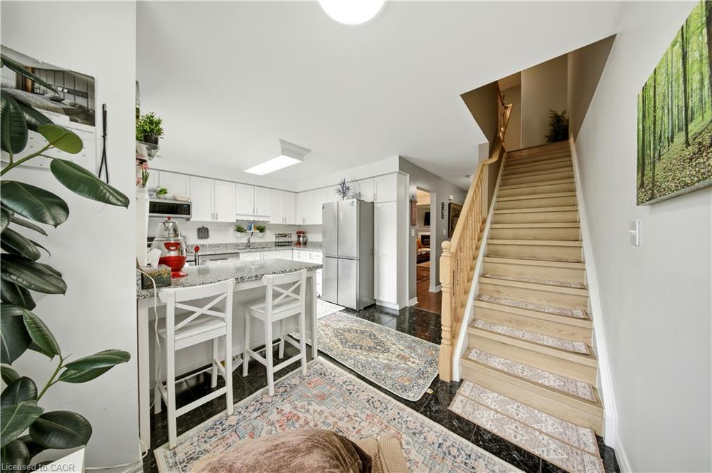 16-384 Limeridge Road E Property Photo 24