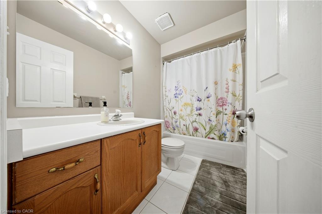 16-384 Limeridge Road E Property Photo 32