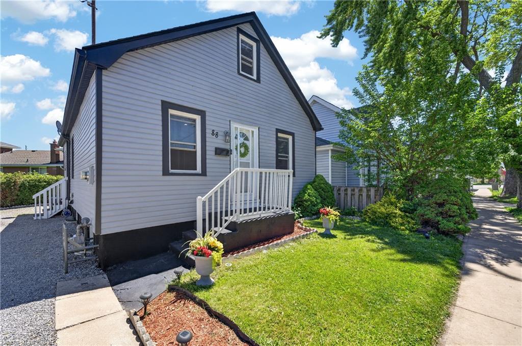 88 Page Street Property Photo 3