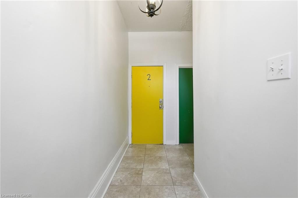 51 Wellington Street N Property Photo 4