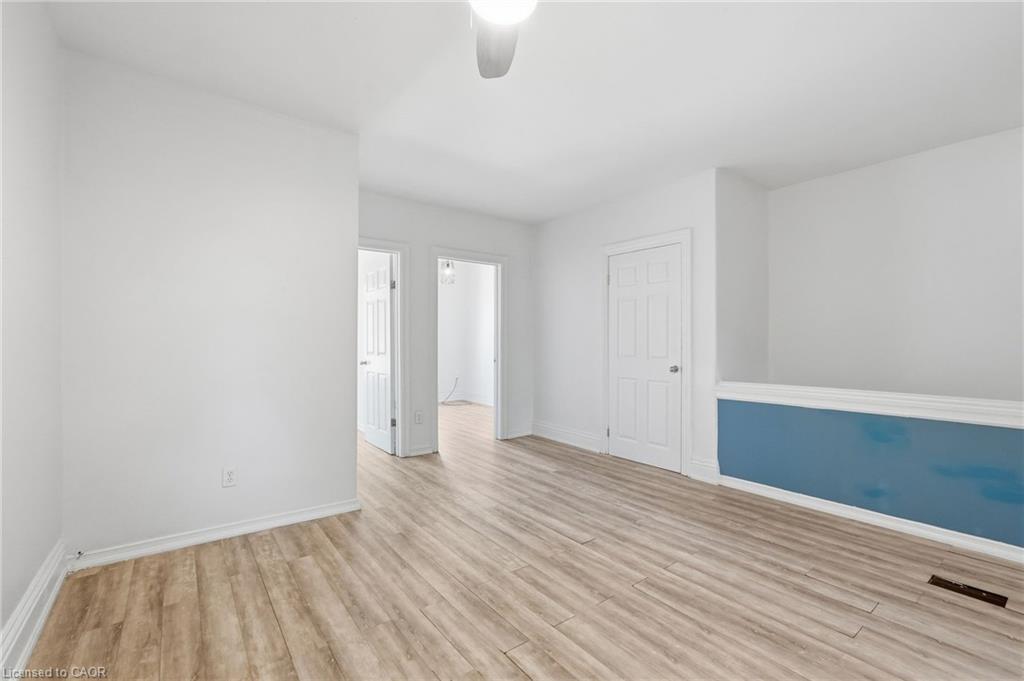 51 Wellington Street N Property Photo 29
