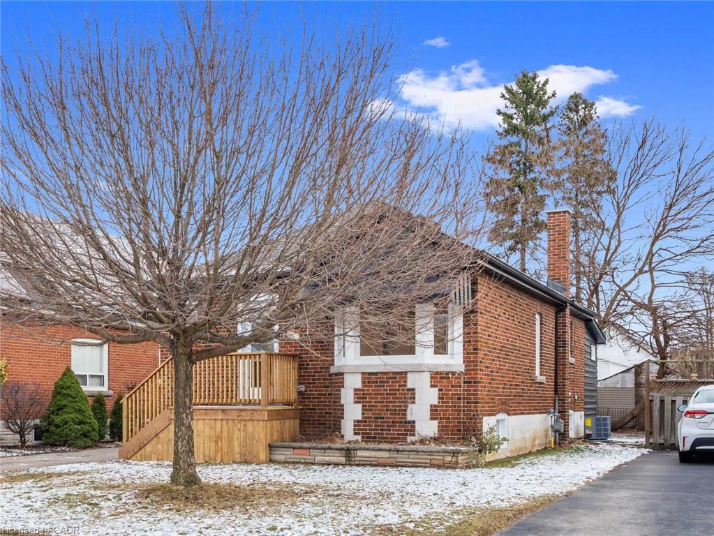 51 Woodbridge Road Property Photo 3