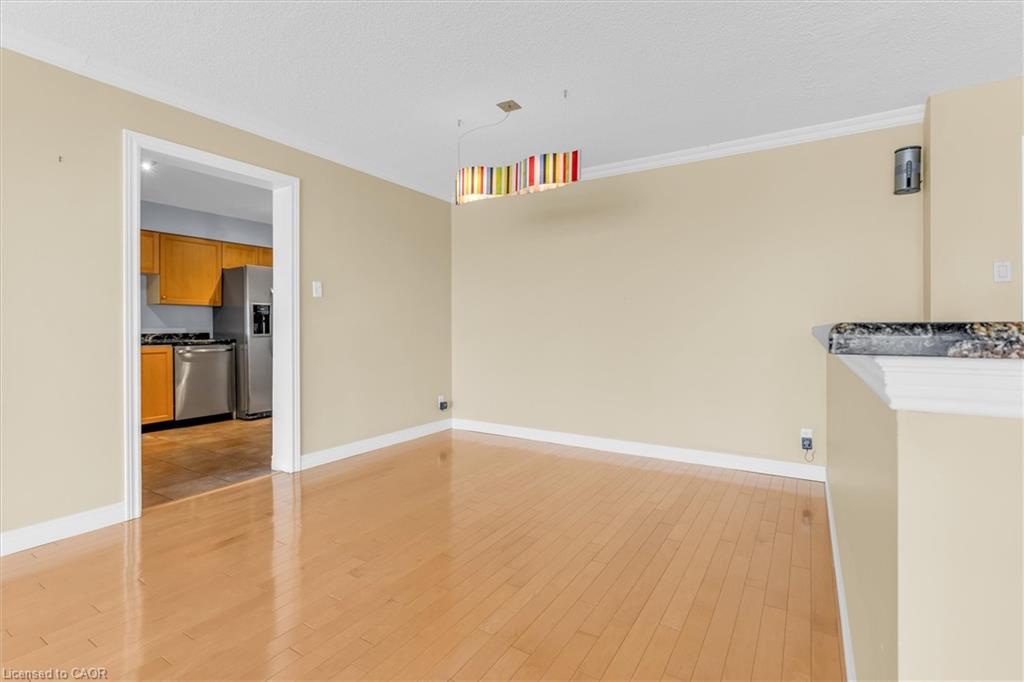 510-5280 Lakeshore Road Property Photo 11
