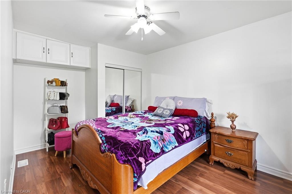 127 Park Row N Property Photo 14