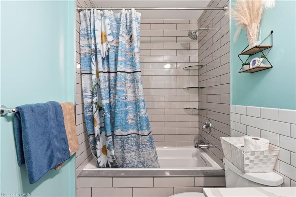 127 Park Row N Property Photo 15