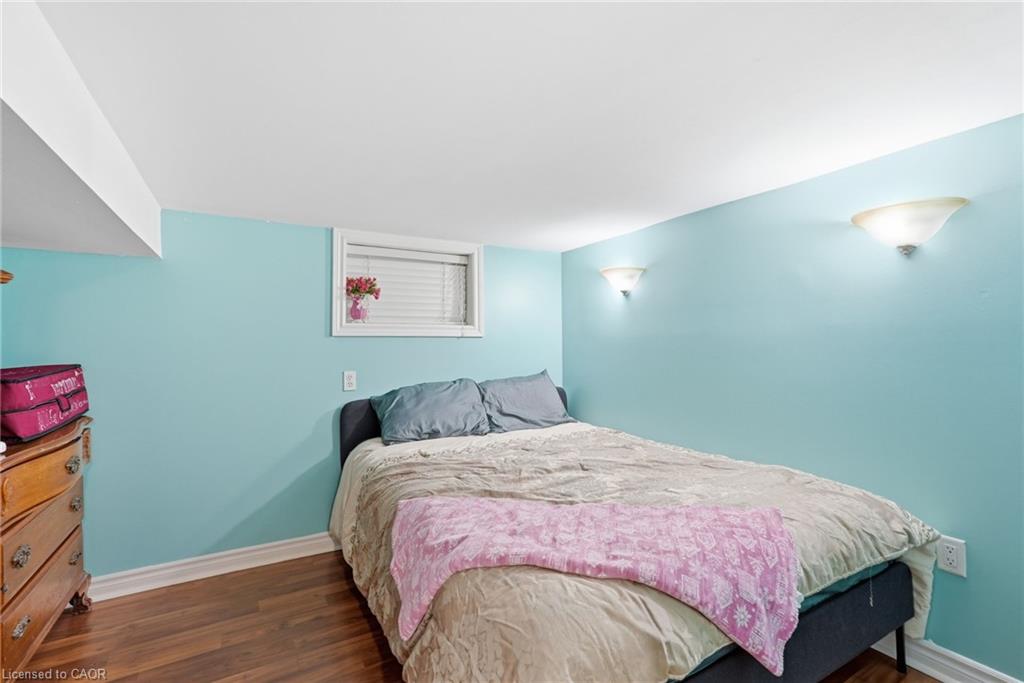 127 Park Row N Property Photo 21