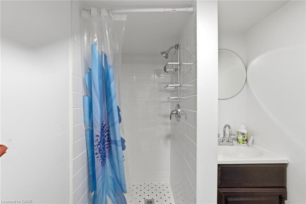 127 Park Row N Property Photo 23