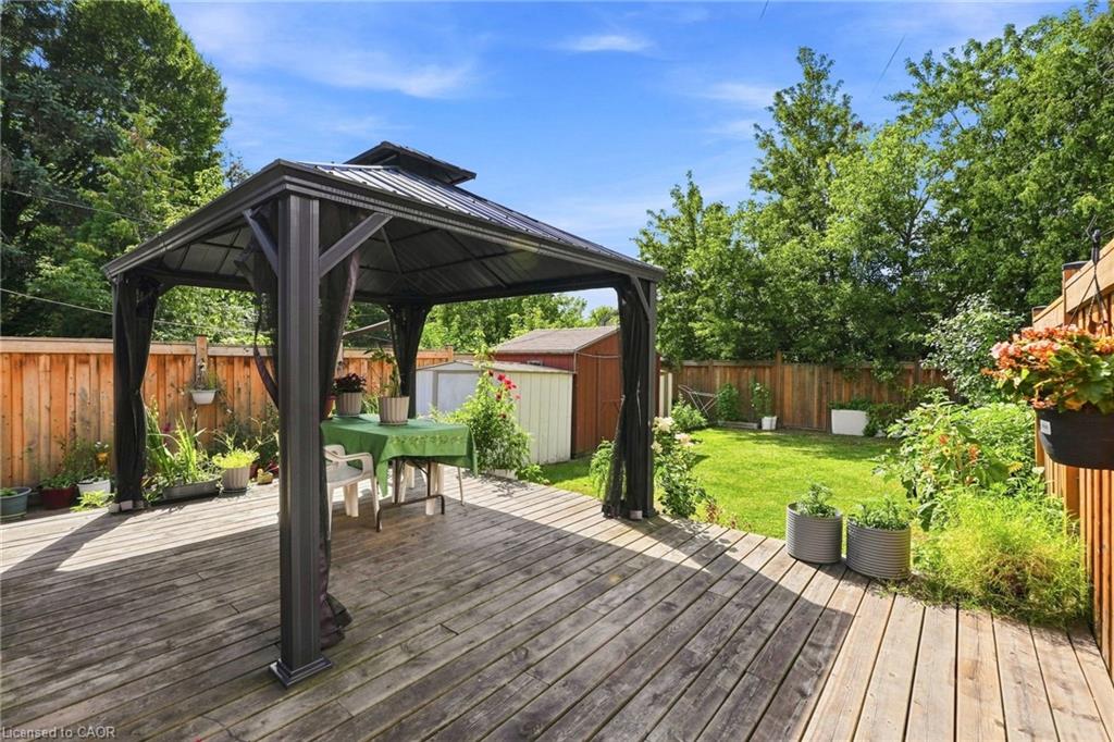 127 Park Row N Property Photo 27