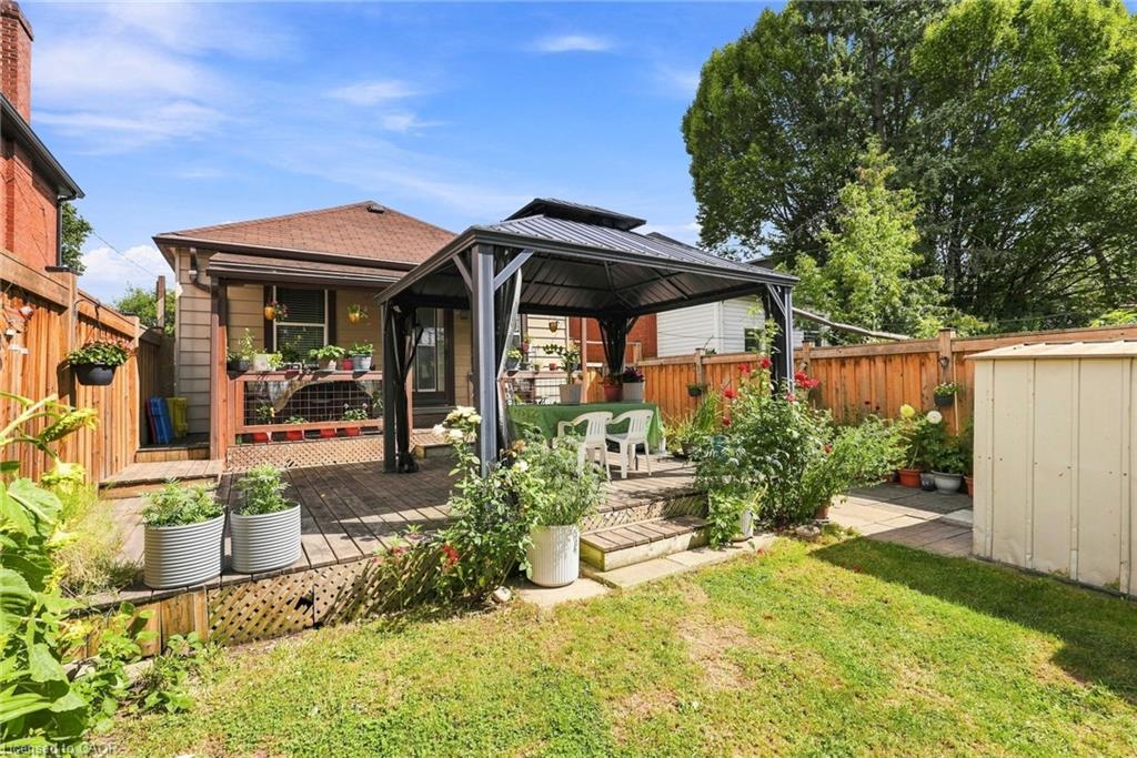 127 Park Row N Property Photo 30