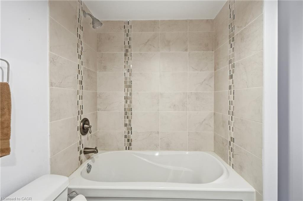 11 Wakefield Lane Property Photo 27