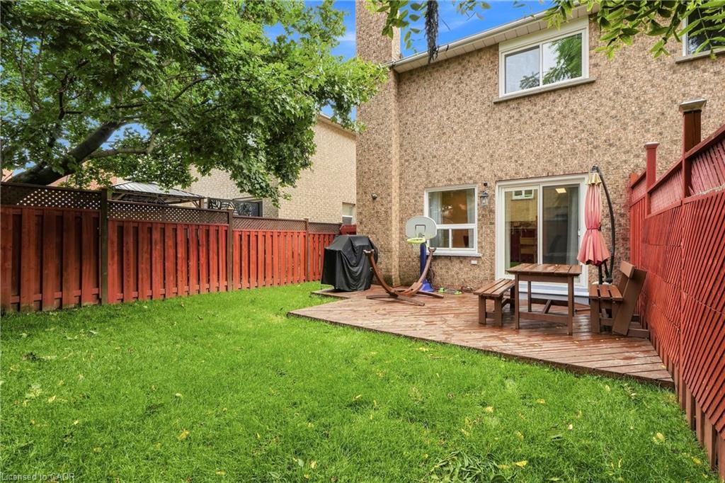 11 Wakefield Lane Property Photo 28