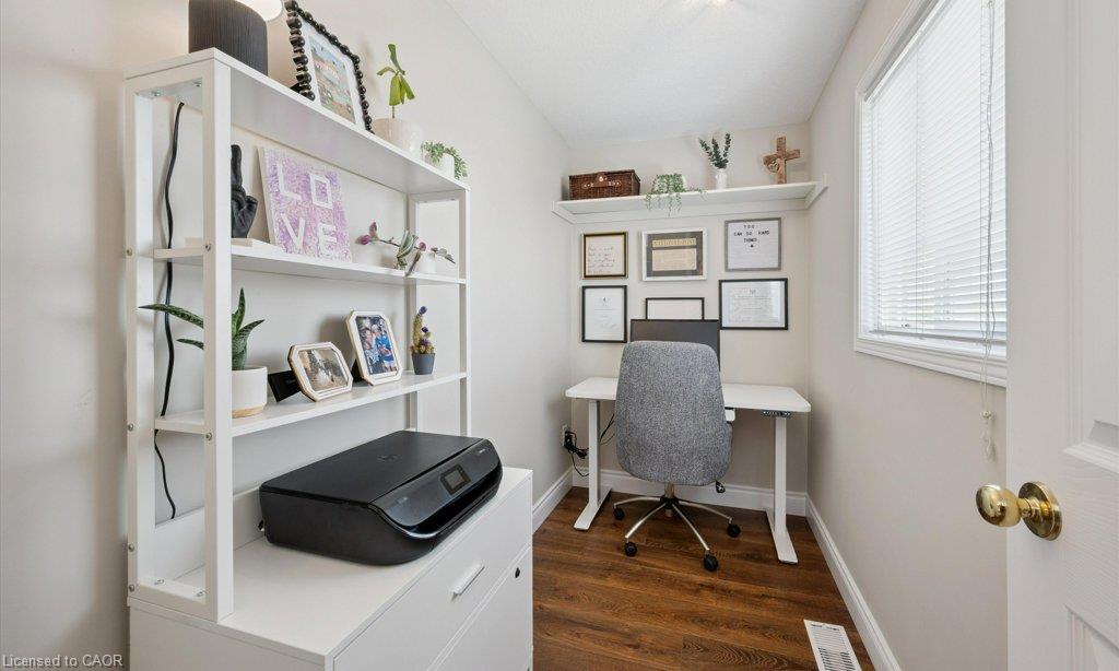 12 Frankfurt Street Property Photo 28
