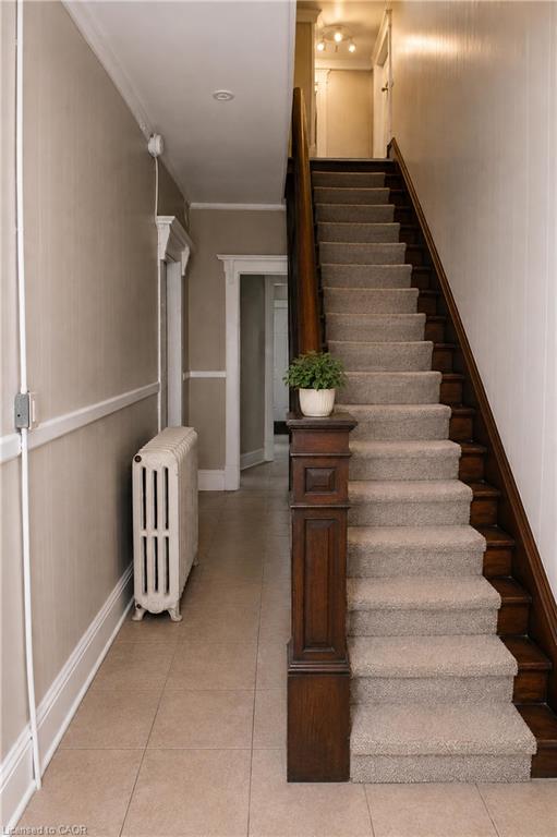 4-56 Wentworth Street N Property Photo 2
