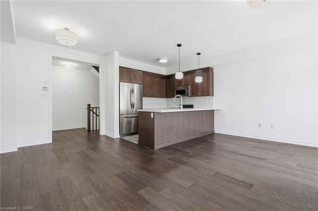 26 Hiscott Drive Property Photo 8