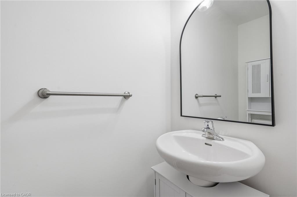 26 Hiscott Drive Property Photo 15