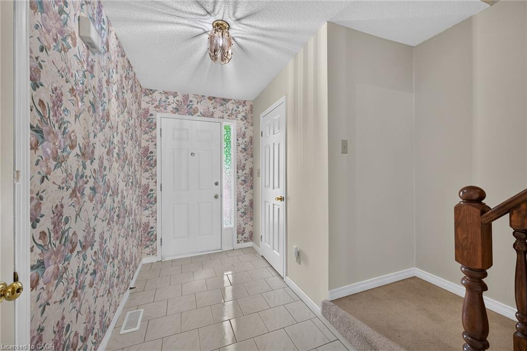 43-1675 Upper Gage Avenue Property Photo 5