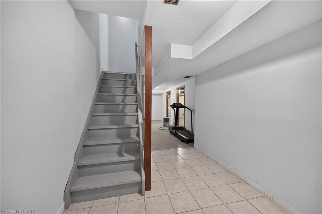 43-1675 Upper Gage Avenue Property Photo 33