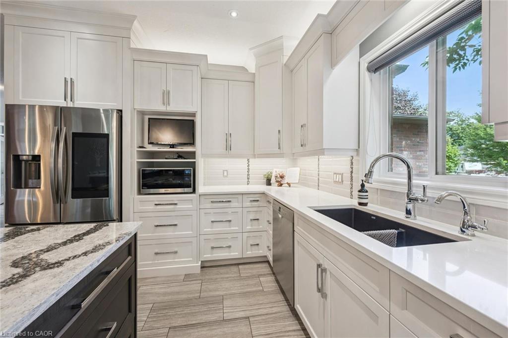 45 Welwood Avenue Property Photo 13