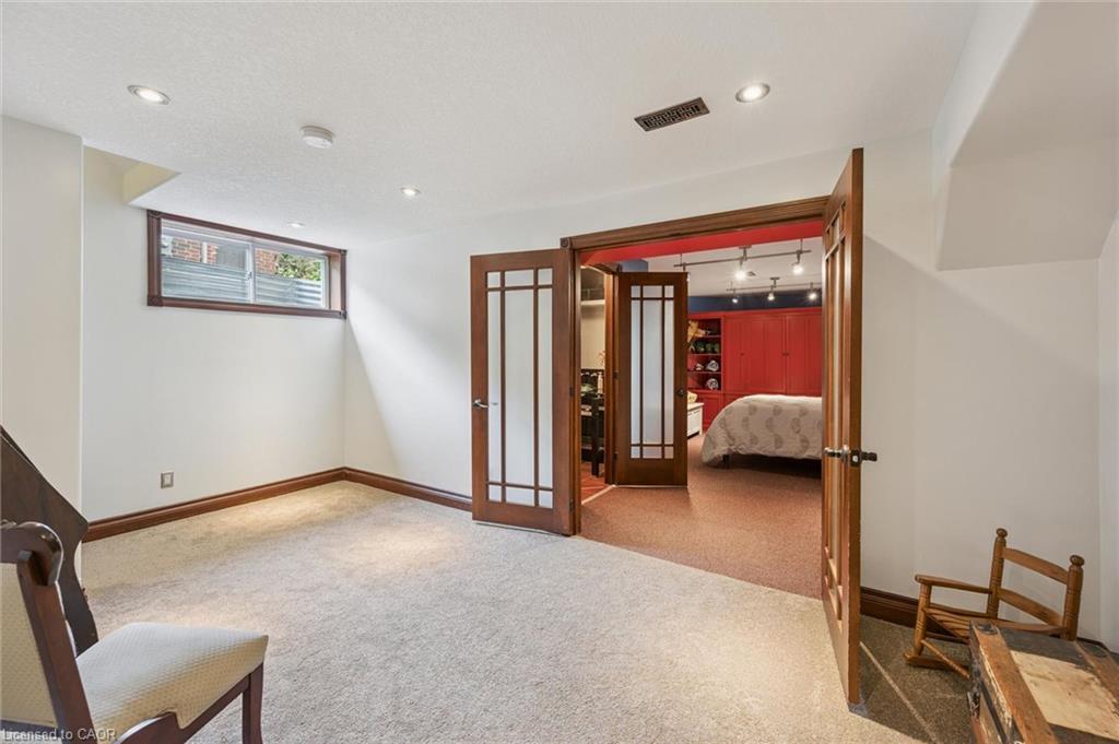 45 Welwood Avenue Property Photo 34