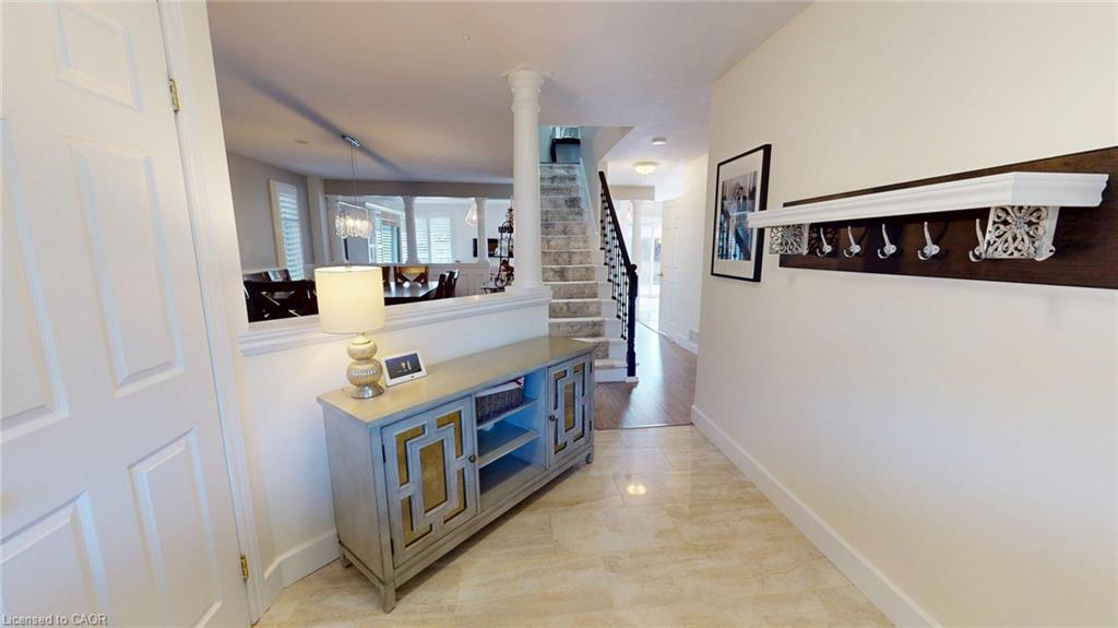 723 Munich Circle Property Photo 4