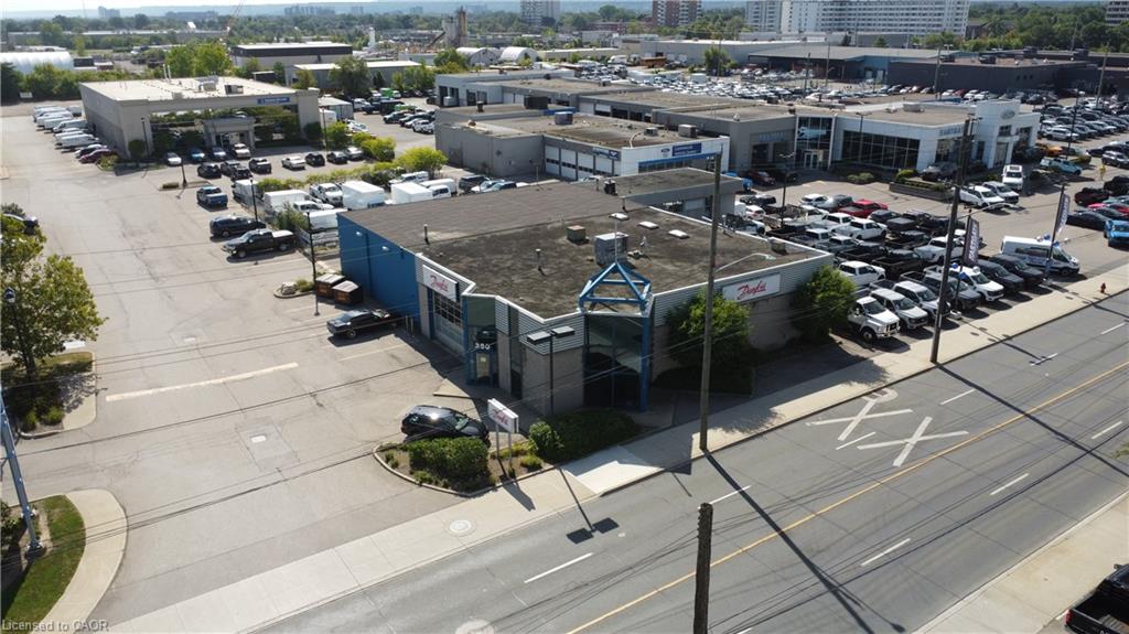 380 Parkdale Avenue N Property Photo 10