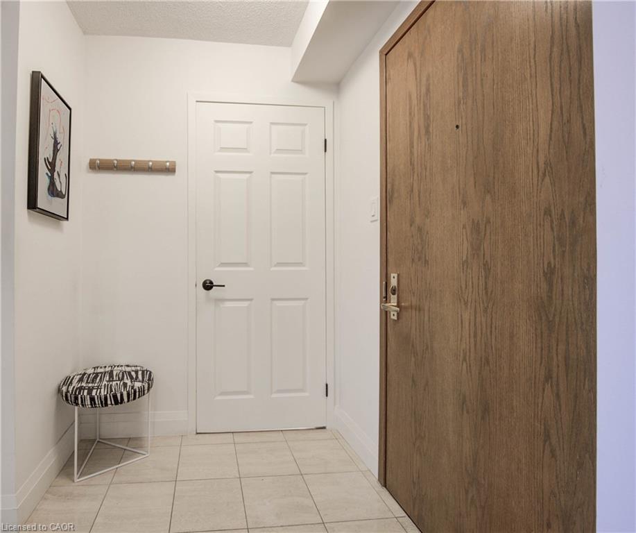 1104-4 Willow Street Property Photo 11