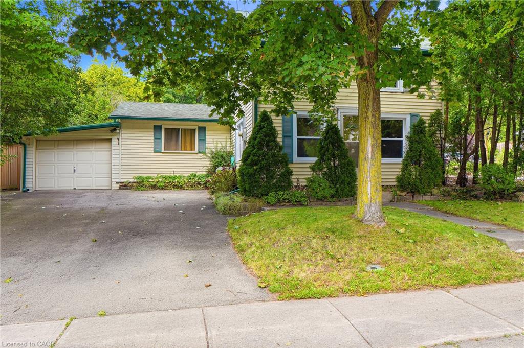 361 Dundas Street E Property Photo 2