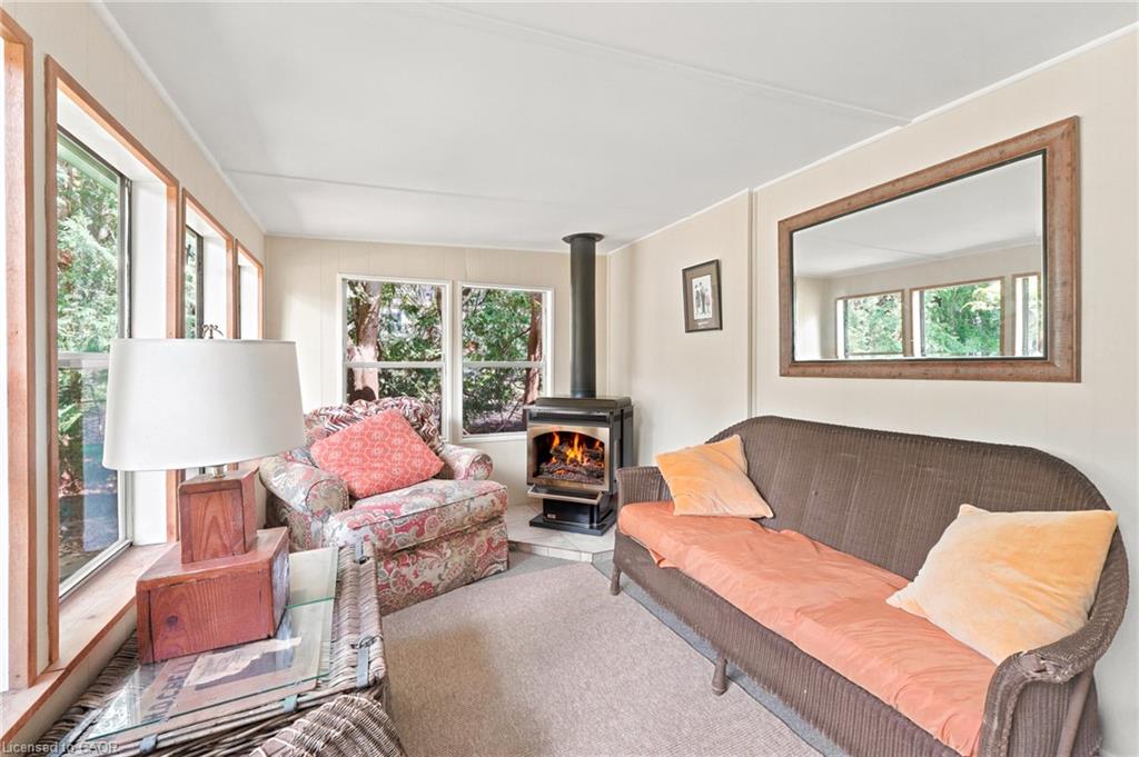 361 Dundas Street E Property Photo 27
