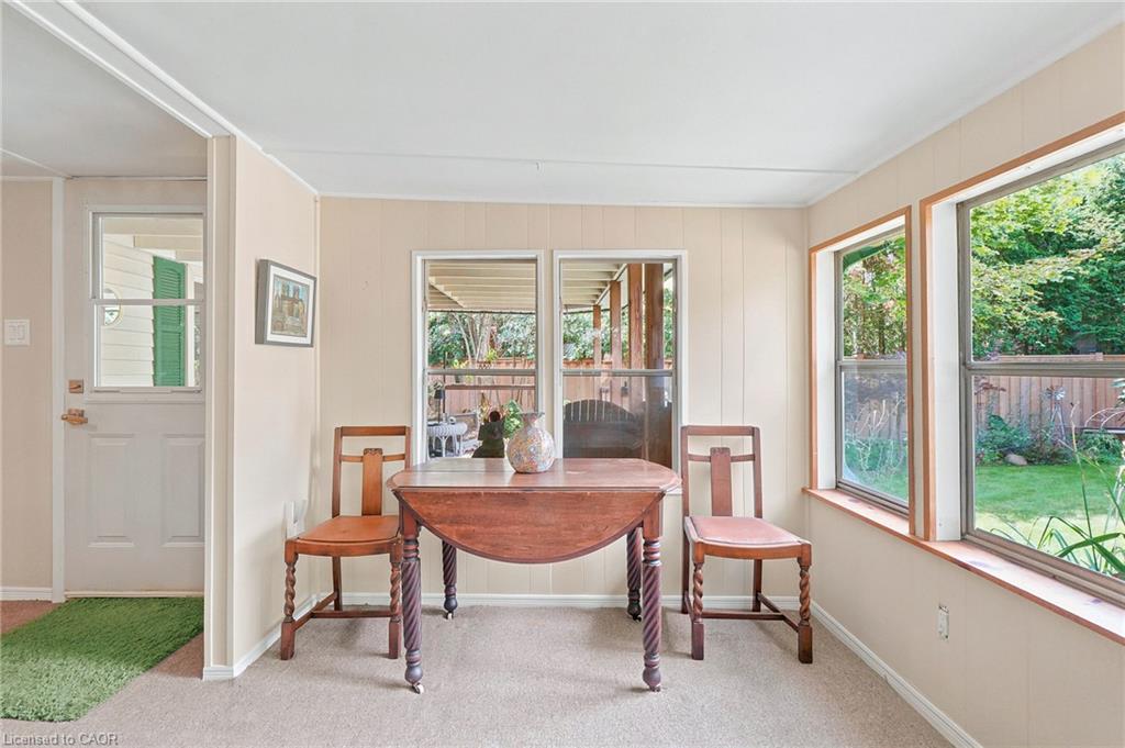 361 Dundas Street E Property Photo 28