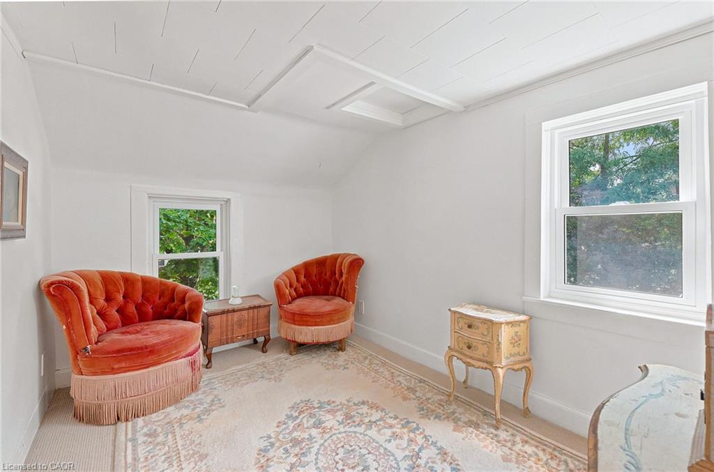 361 Dundas Street E Property Photo 33