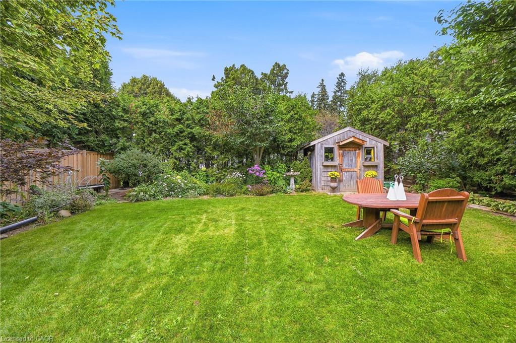 361 Dundas Street E Property Photo 44