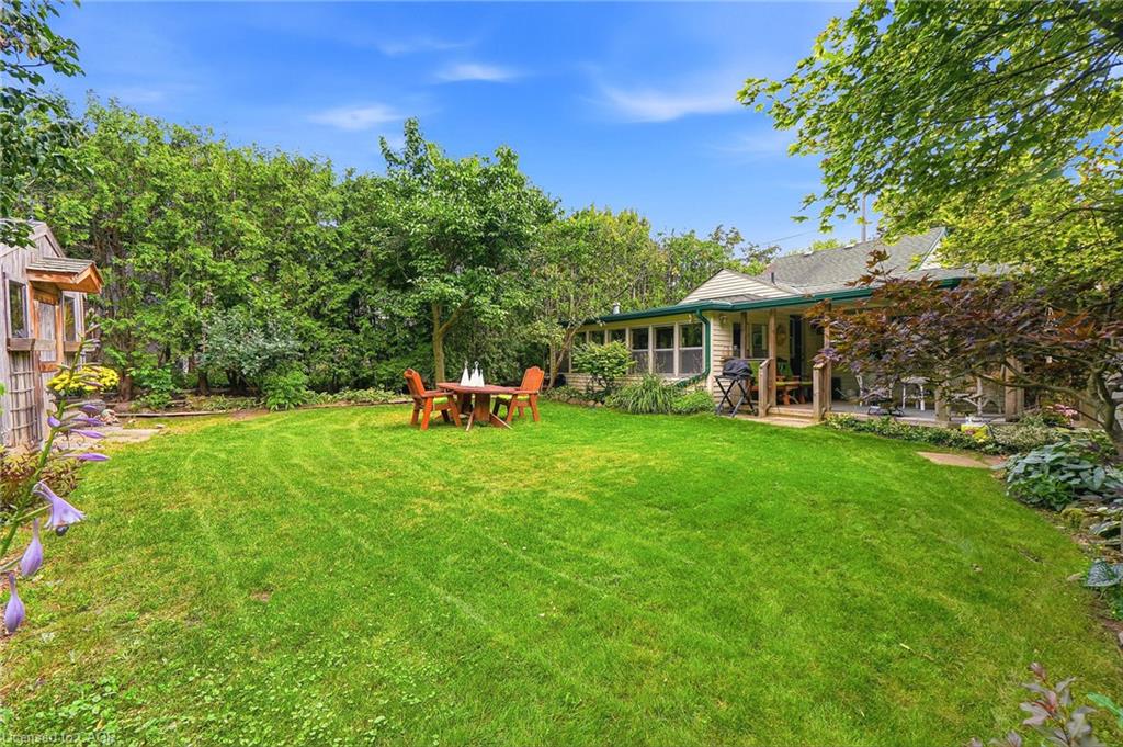 361 Dundas Street E Property Photo 47