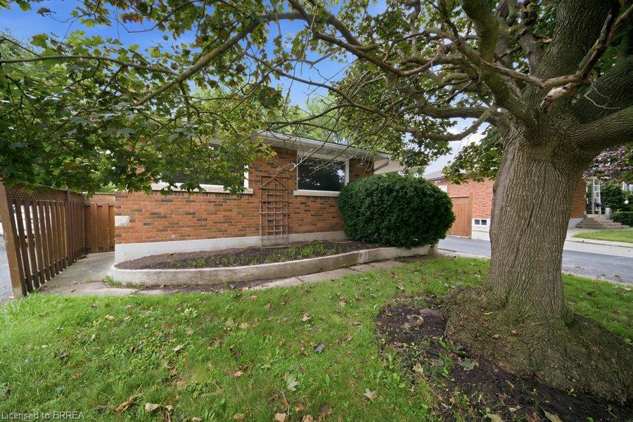 115 Tenth Avenue Property Photo 4