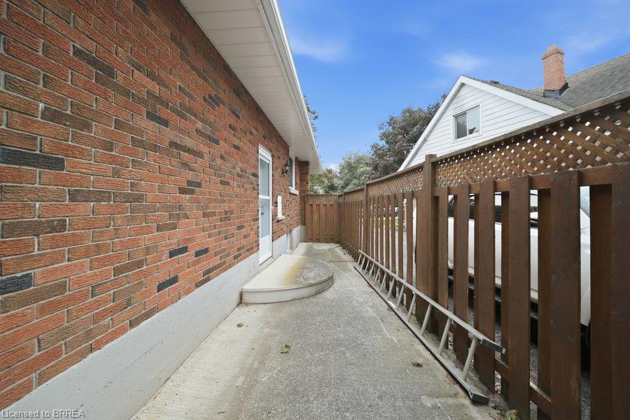 115 Tenth Avenue Property Photo 23