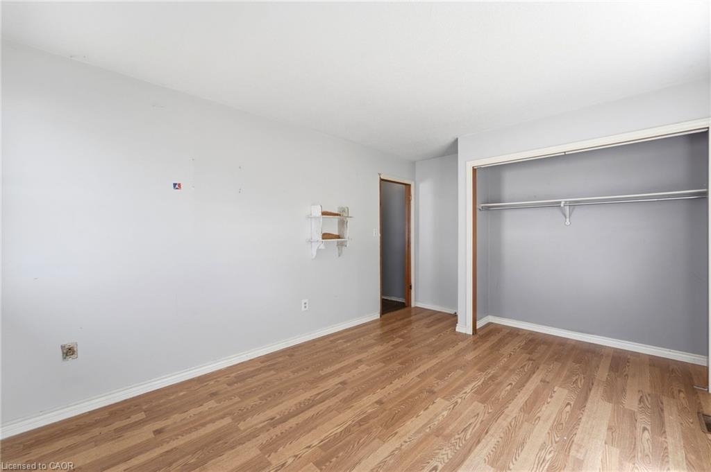 50 Erie Street N Property Photo 25