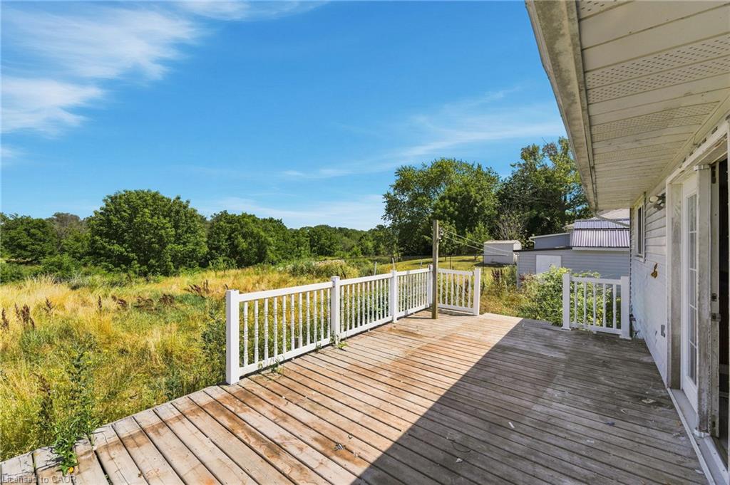 50 Erie Street N Property Photo 42