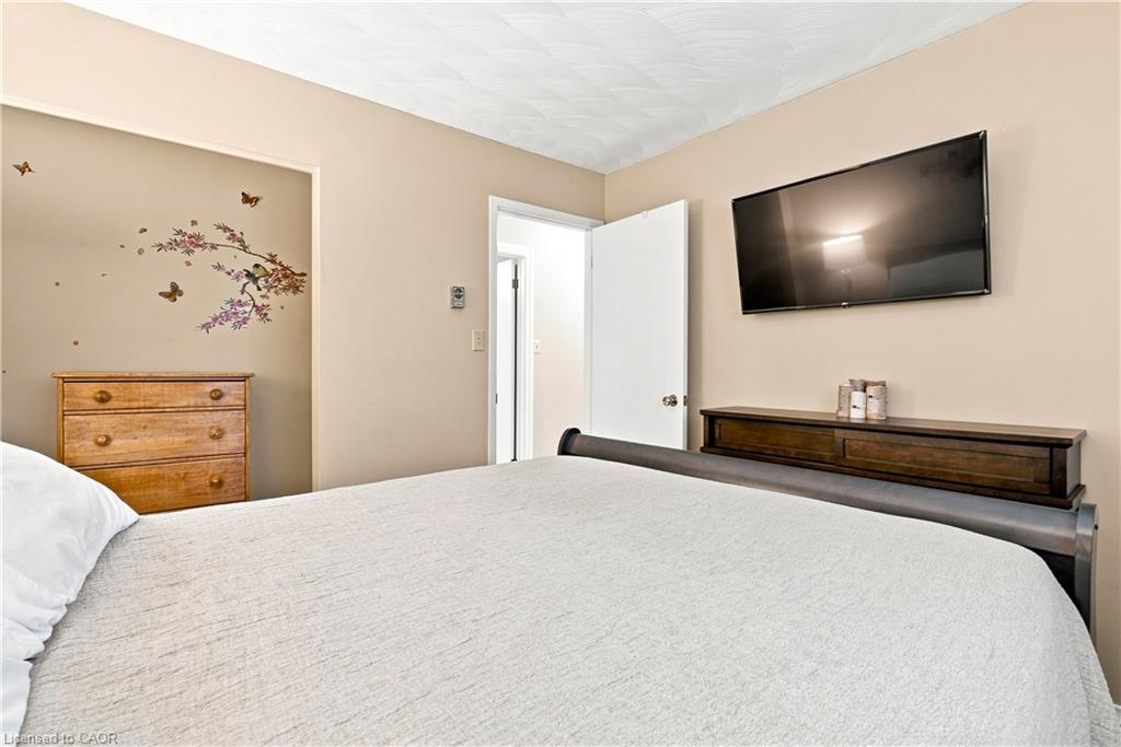 2 Marine Drive Property Photo 9