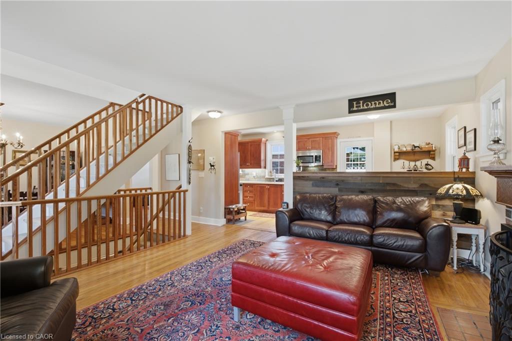 138 Kathleen Street Property Photo 8
