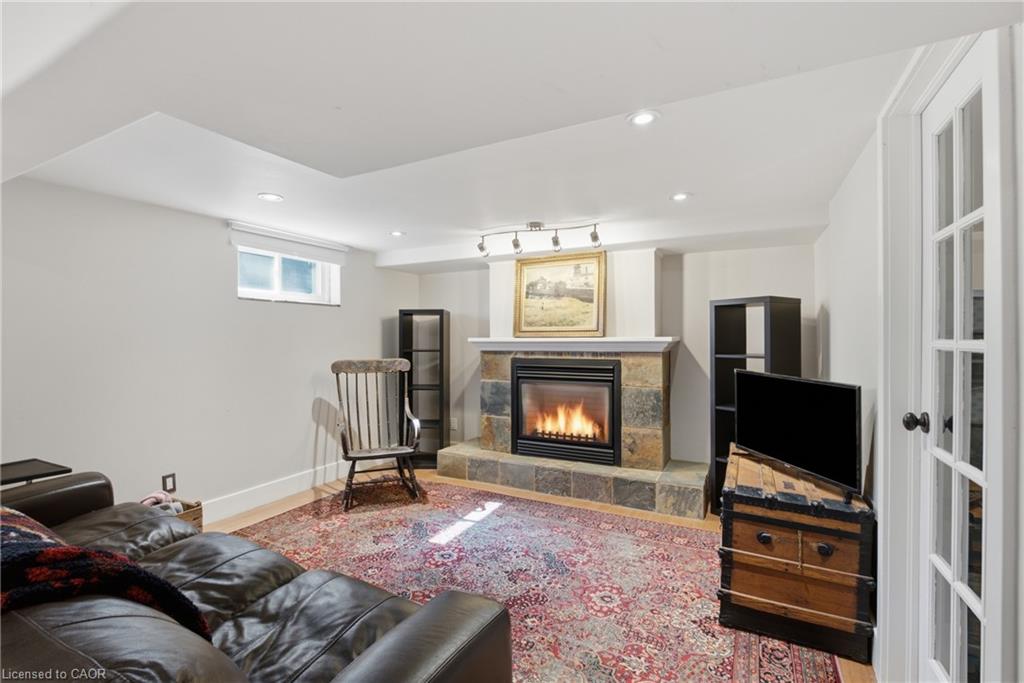 138 Kathleen Street Property Photo 28