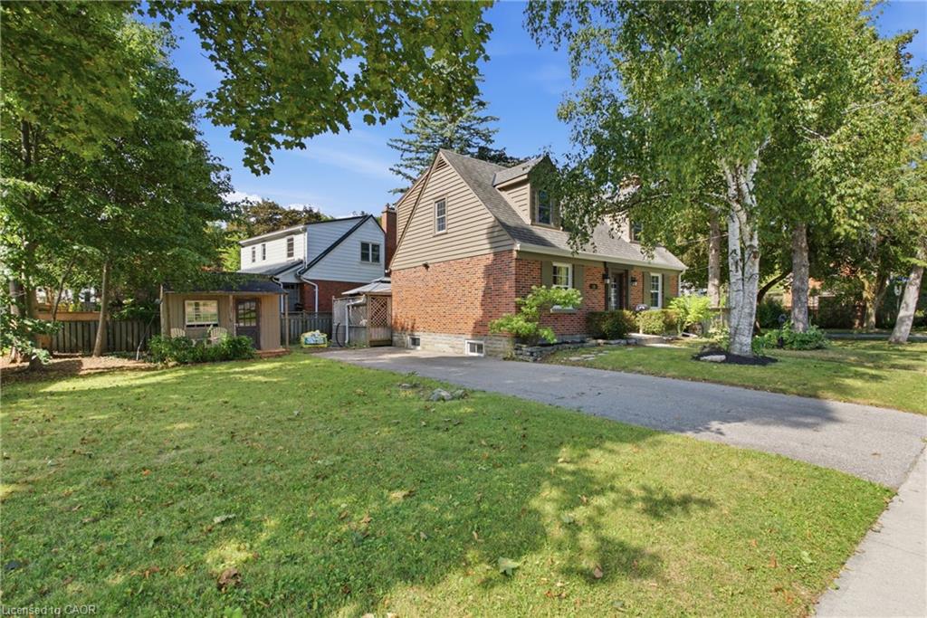 138 Kathleen Street Property Photo 44