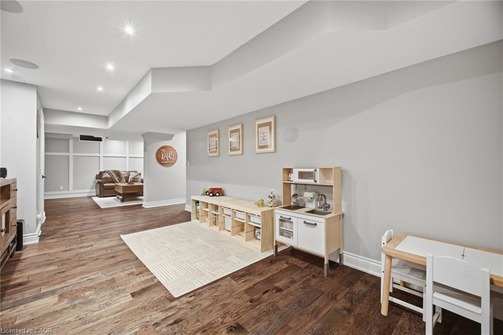413 Kincardine Terrace Property Photo 35