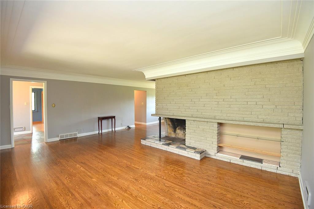 298 Pottruff Road Property Photo 10